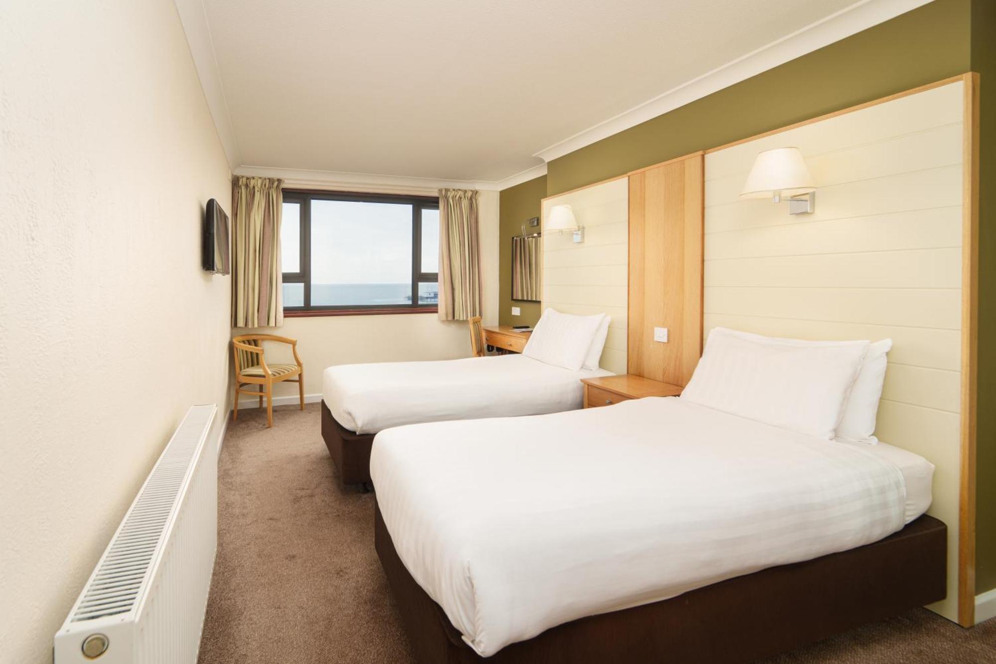 Trouville Hotel By Compass Hospitality Sandown Esterno foto