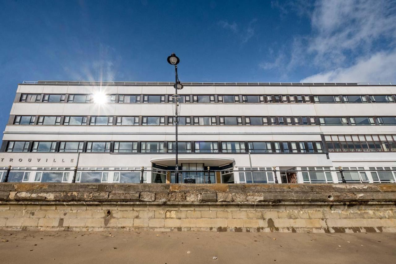 Trouville Hotel By Compass Hospitality Sandown Esterno foto