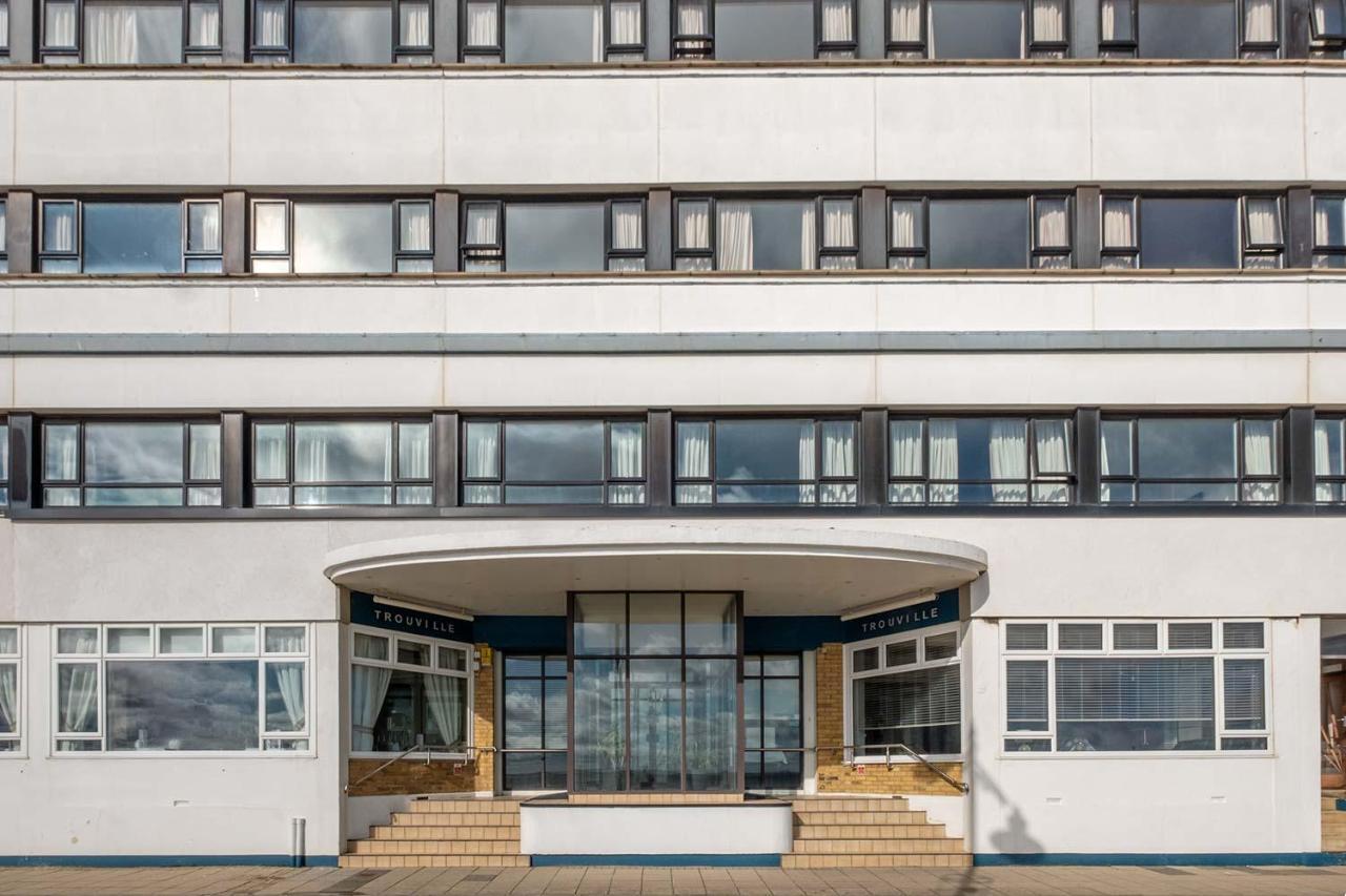Trouville Hotel By Compass Hospitality Sandown Esterno foto